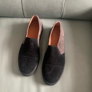 FRYE Black/Gray Sleep On Sneakers